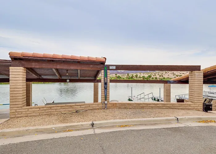 Holiday home Spacious W/ On-site River Access! Parker