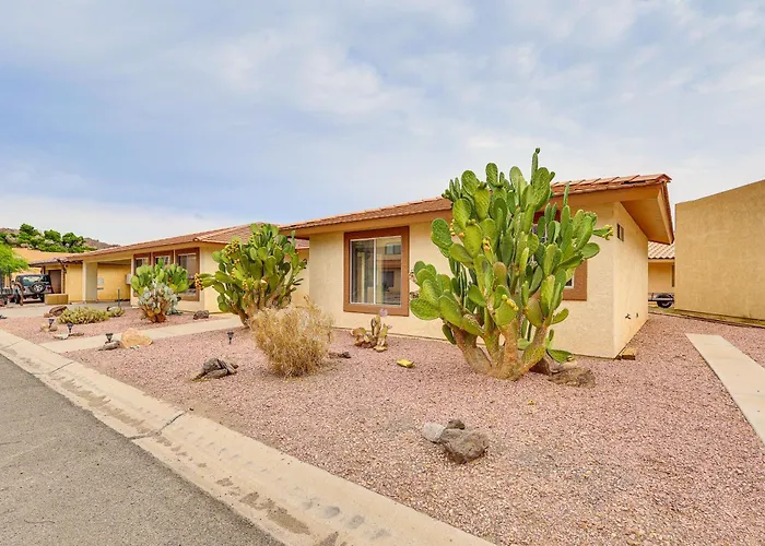 Spacious W/ On-site River Access! Holiday home *