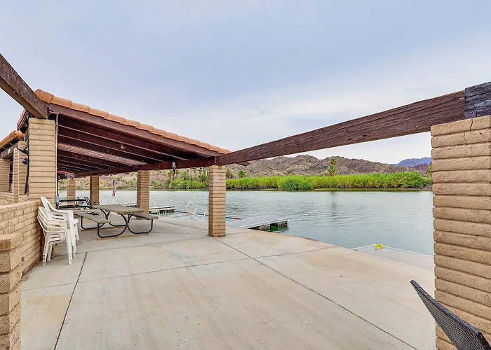 Holiday home Spacious W/ On-site River Access! *